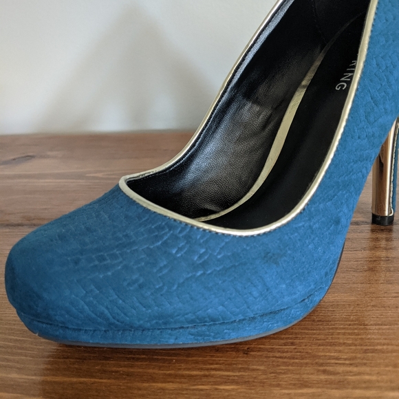 Call it Spring High Heel Shoes Pumps Textured Blue - Picture 7 of 14